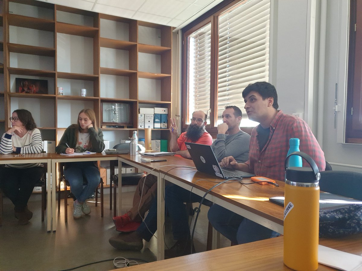PACEA (@pacea_bordeaux) on Twitter photo Today, in the SURF-ACE3 working group, we have the pleasure to learn about the work on bone taphonomy to assess early hominis behaviors by Raphaël Hanon, a new colleague at PACEA <a href="/CNRSecologie/">CNRS Écologie & Environnement</a> <a href="/univbordeaux/">Université de Bordeaux</a> Today, in the SURF-ACE3 working group, we have the pleasure to learn about the work on bone taphonomy to assess early hominis behaviors by Raphaël Hanon, a new colleague at PACEA <a href="/CNRSecologie/">CNRS Écologie & Environnement</a> <a href="/univbordeaux/">Université de Bordeaux</a>