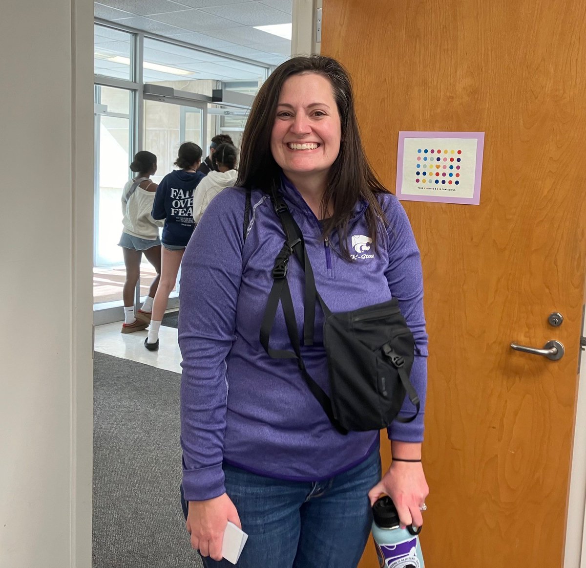 englishkstate's tweet photo. Great to see Kirsten Hermreck (MA '17) yesterday! Kirsten was on campus with some of her 8th grade students from USD 497 West Middle School. #KStateBound @KStateBound @KStateArtSci @KSUCollegeofEd @ksuedcats https://t.co/YcXskjWfZ6