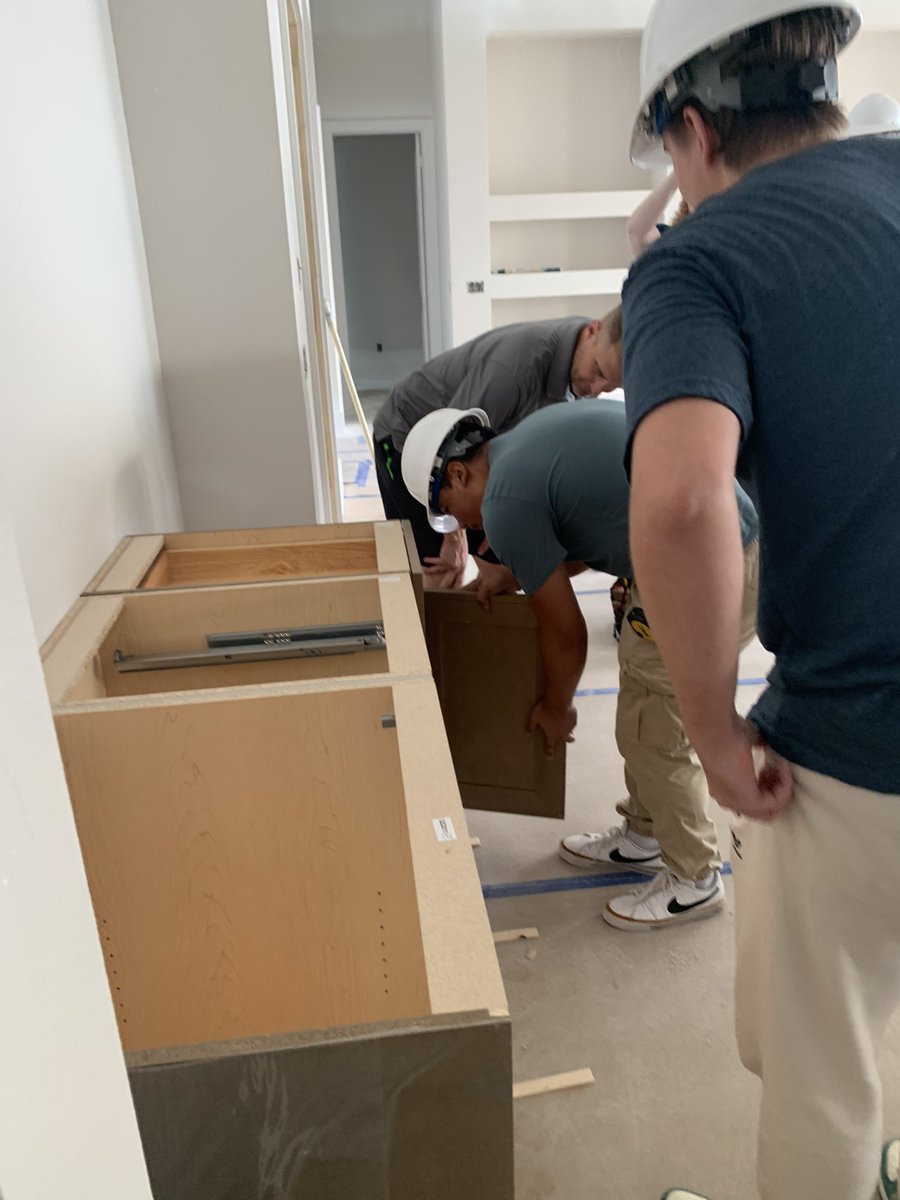 Todd Roberts tweet media