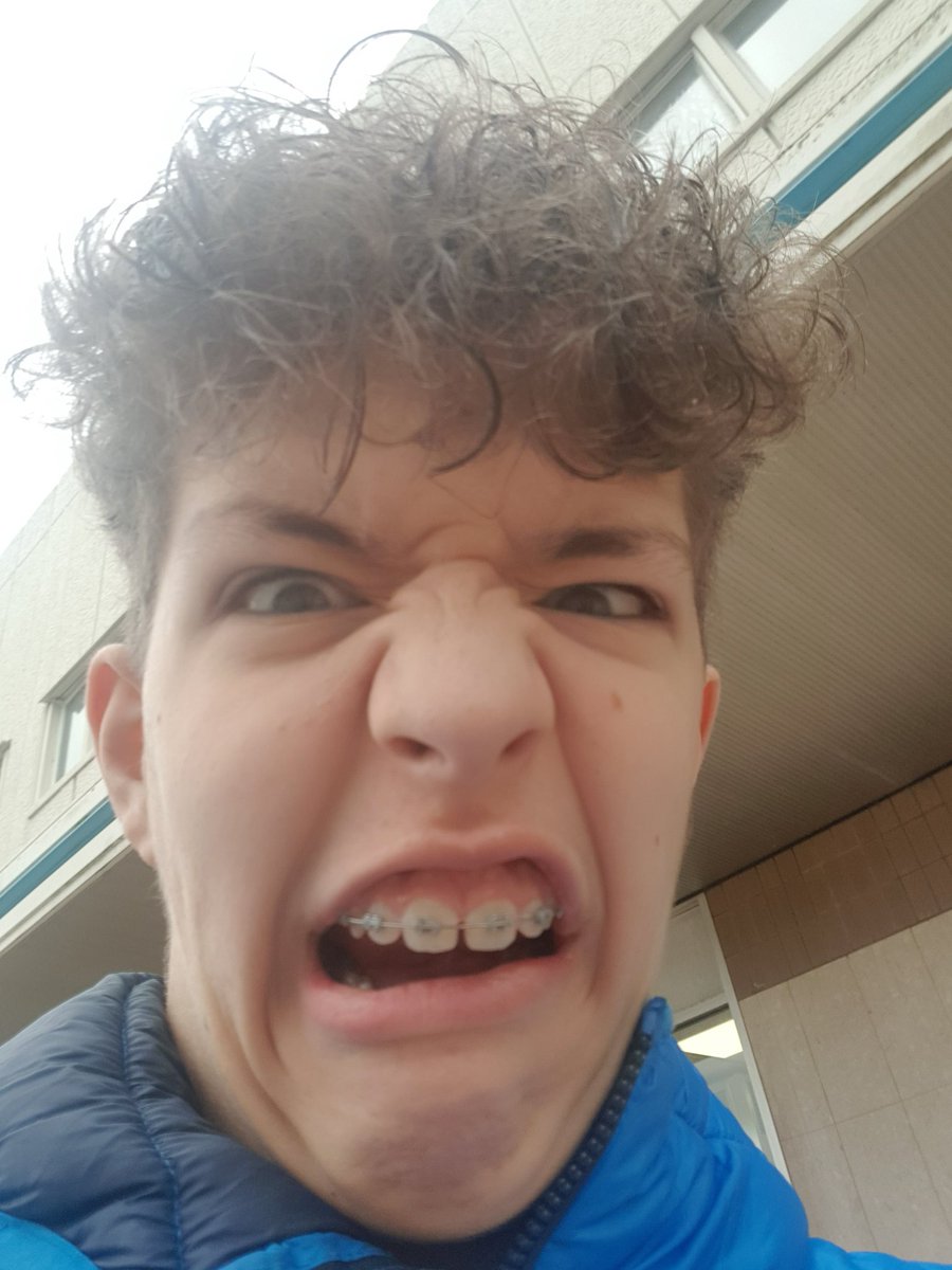 Stephen B tweet media