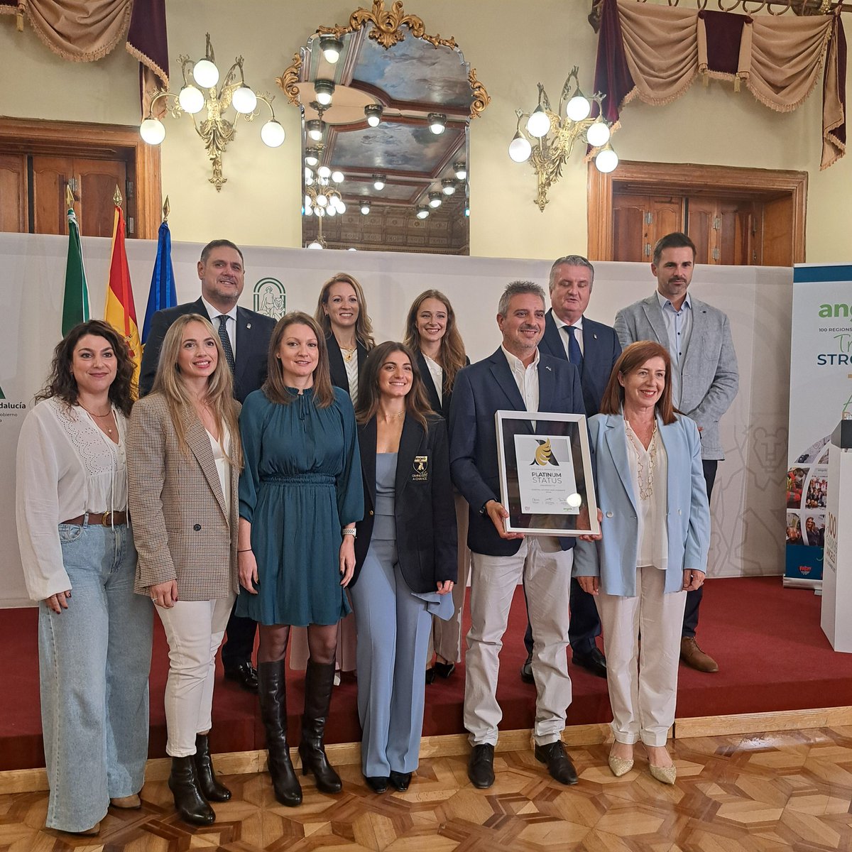 HUniv_Poniente's tweet photo. Almería se convierte en la primera región europea reconocida por la iniciativa 'Angels', una red sanitaria que ayuda a los hospitales de todo el mundo a estar preparados para actuar ante un ictus
#SomosPoniente
@saludand @AlmeriaJunta @peacro @CheloArtero @juanbelmena https://t.co/C0bydou3r6