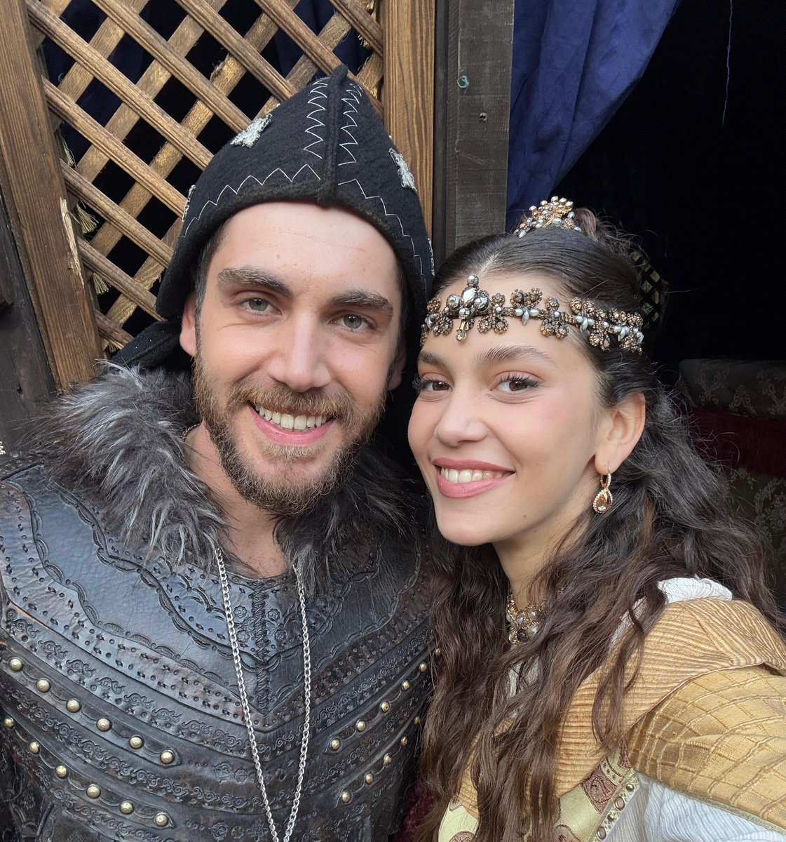 Geçen bölüm kaçırdık bu bölüm evlenicez #KurulusOsman #OrNil