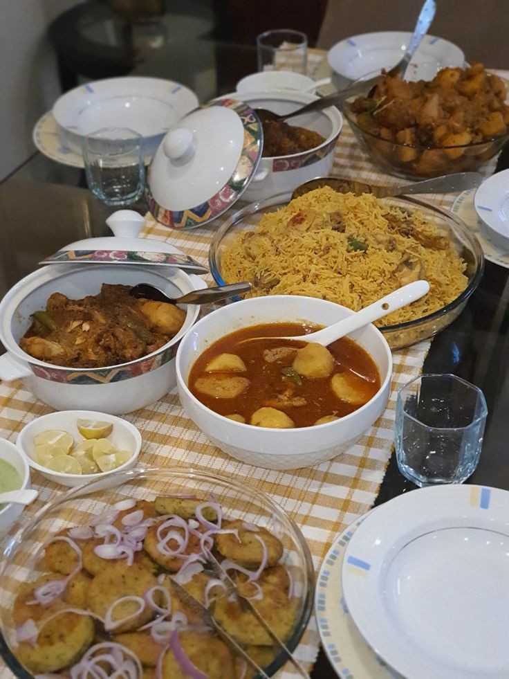 ohstfuffs's tweet photo. Evening dinners are like little celebrations—a moment to enjoy, to breathe, to connect. #DinnerTogether #EverydayMagic https://t.co/UnYUWyfc08