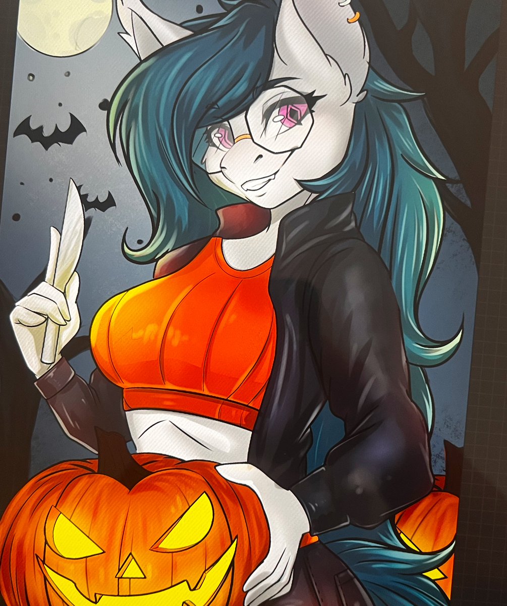 BellFaArt's tweet photo. Halloween is almost here :) are you ready? ๐
#batpony #bellfa #digitalart #Halloween https://t.co/Wyta1vOSUe