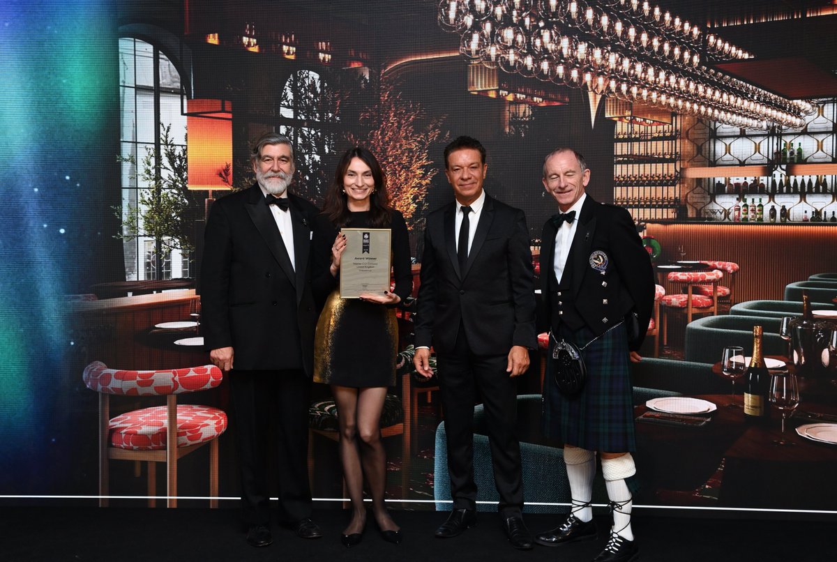 PIXREADY1's tweet image. 🏆 PIXREADY wins the UK @Property_Awards  for Best Interior CGI! Honored to set the bar for 3D interior visualization!

Learn more about our award-winning projects: pixready.com/blog/pixready-…

#PIXREADY #CGIAwards #3DRendering #InteriorDesign #internationalpropertyawards