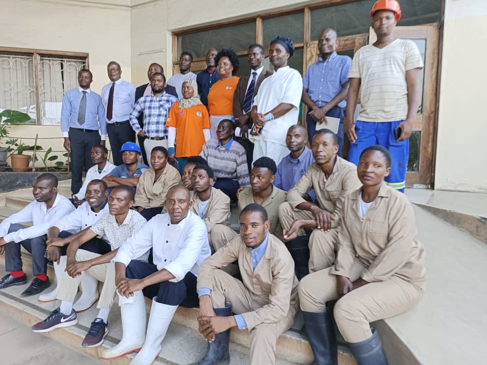 ilolusaka's tweet photo. @NorwayinMalawi funded 'Addressing Decent Work Deficits & Improving Access to Rights in the Tobacco Sector' project in🇲🇼has mobilised over 100 formal sector workers in the tobacco industry, with 30% being women through #MCTU. Paving way for freedom of association at work for all! https://t.co/mceVktPQCU