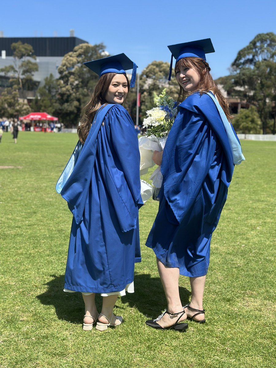 Csmpang8888's tweet photo. Yeah we did it! We graduated with distinction. Let’s promise we will live our best lives. 🫶🏻 https://t.co/77mQXd2ygG