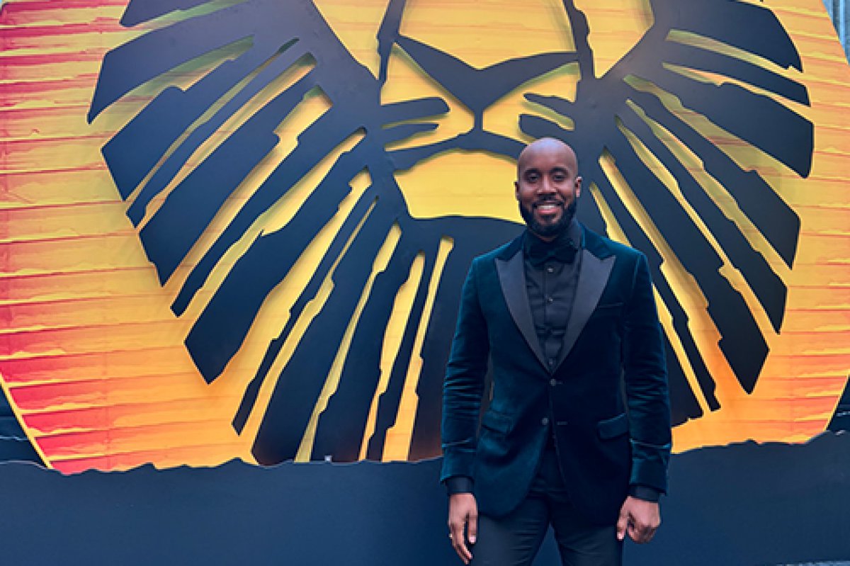 CityStGeorges's tweet photo. David Blake was one of the longest-serving cast members in The Lion King. This #BlackFuturesMonth he shares his journey from performing in the West End to joining the Department of Performing Arts at City St George’s ⬇️ https://t.co/MDxdaRueWm https://t.co/mPE0SiRNeN