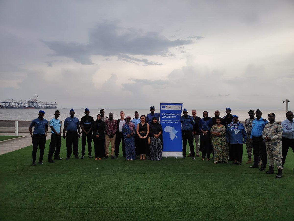 UNODCEastAfrica's tweet photo. Effective financial investigations can break the business cycle of #humantrafficking and #MigrantSmuggling. UNODC and CIVPOL through the #BMMProgramme with funding from @UEaDjibouti and @BMZ_Bund, equipped 22 🇩🇯officials with skills to conduct robust financial investigations. https://t.co/VnwBNYULnN