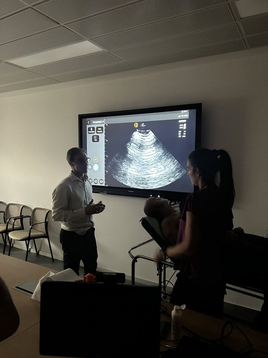 Curso de Ecografía Clínica en Urgencias y Emergencias Extrahospitalarias en el Hospital de Emergencias Enfermera Isabel Zendal  <a href="/SUMMA112madrid/">SUMMA112</a> <a href="/SUMMA112/">SUMMA112</a> impartido por los doctores/as <a href="/draally/">Alicia P. García Marín</a> <a href="/Campo_73R/">Ricardo Campo</a> <a href="/Dchaparro8/">David Chaparro</a> María Martín Agüero Mariano Aguilar <a href="/cooldoctor92/">Beatriz Angós</a>  👨‍⚕️ 🚑 🧑‍⚕️