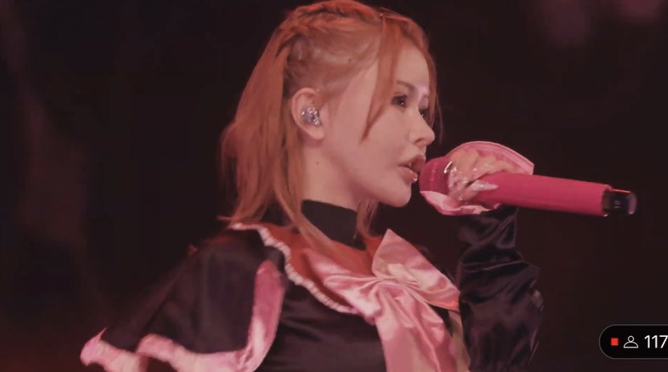 fab_coz's tweet photo. 姫がイケメンすぎる。。
好みなところ激選した🦋💕 https://t.co/bkZDZweqdf