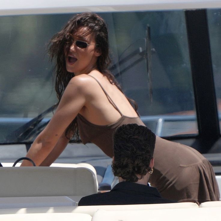 no words, just bella hadid