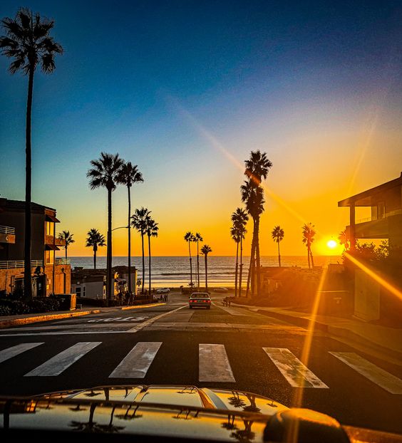 SalzmanTeam's tweet photo. Always in awe 🌇🌊

--------------------------------------------

The Salzman Real Estate Team makes great deals happen. Is yours next? Learn more about us here: https://t.co/eZDaRxW615 https://t.co/VRgv5KXCHe