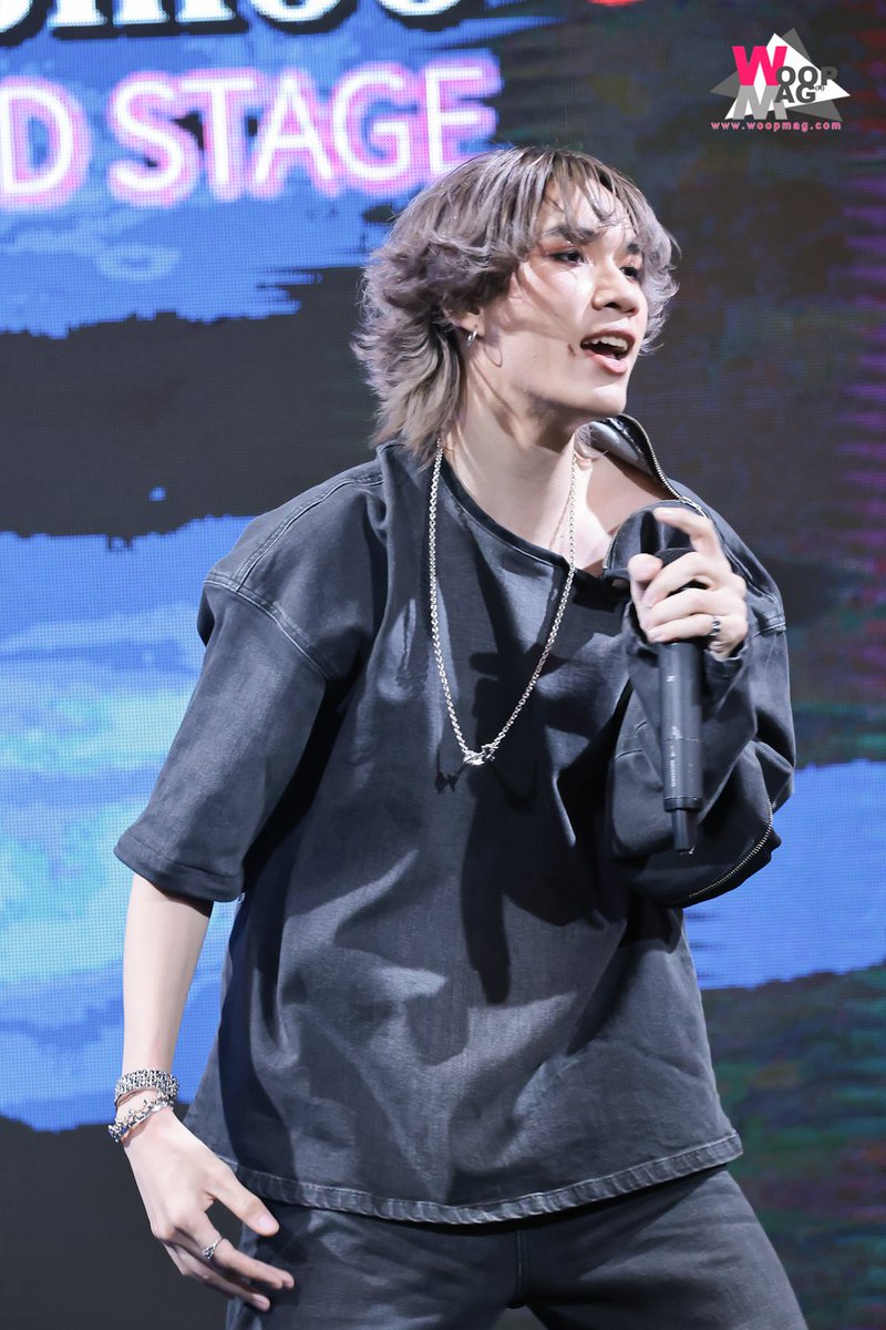 woopmag's tweet photo. #George4MIX ในงาน 'Siam Center presents Death Becomes Us' ✨
#4MIX
#SiamCenterDeathBecomesUs
#YellowChannel #BangkokPride #Theldeaopolis #BetheFirst #Belnspired https://t.co/uKWYc0cHum