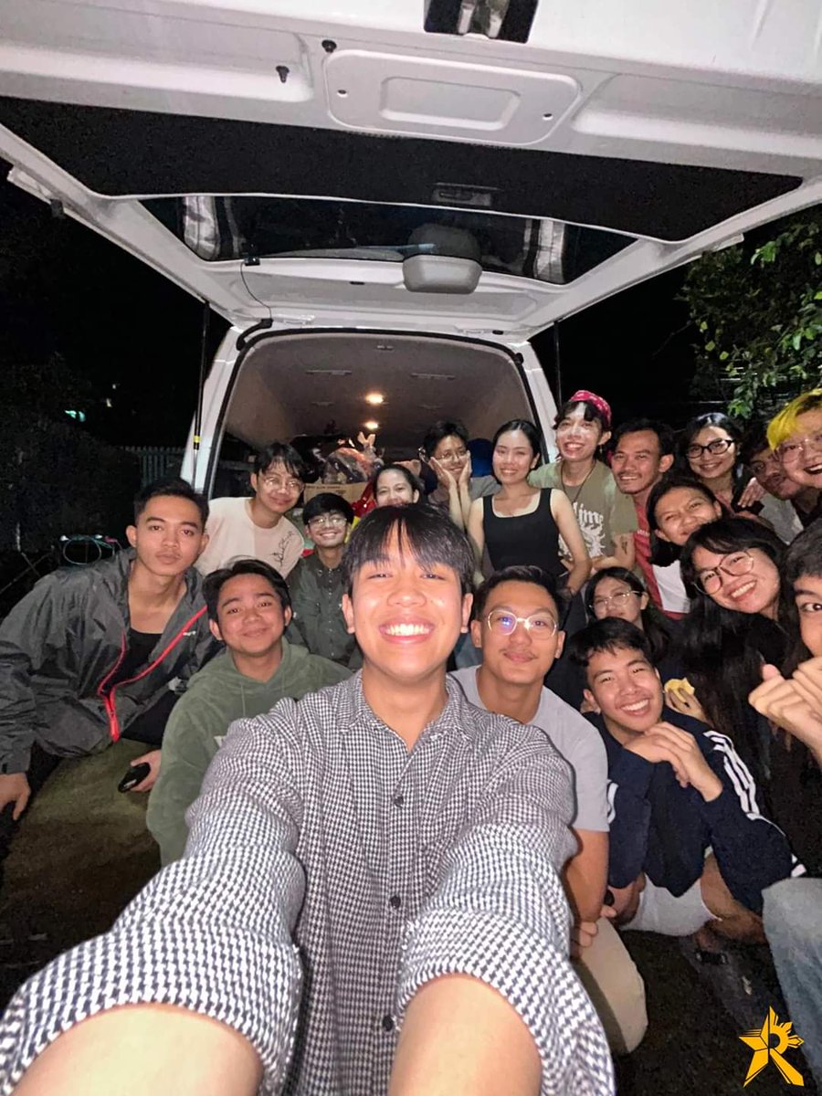 REPORMA_ACS's tweet photo. ICYMI: Last October 27, REPORMA-ACS, together with the different Baguio Youth Organizations, extended its help in the repacking of relief goods for the victims of Typhoon Kristine. 

#KristinePH
#REPO21
#TumitindigSumusulong
#REPORMAACS https://t.co/92HnFLbuHY
