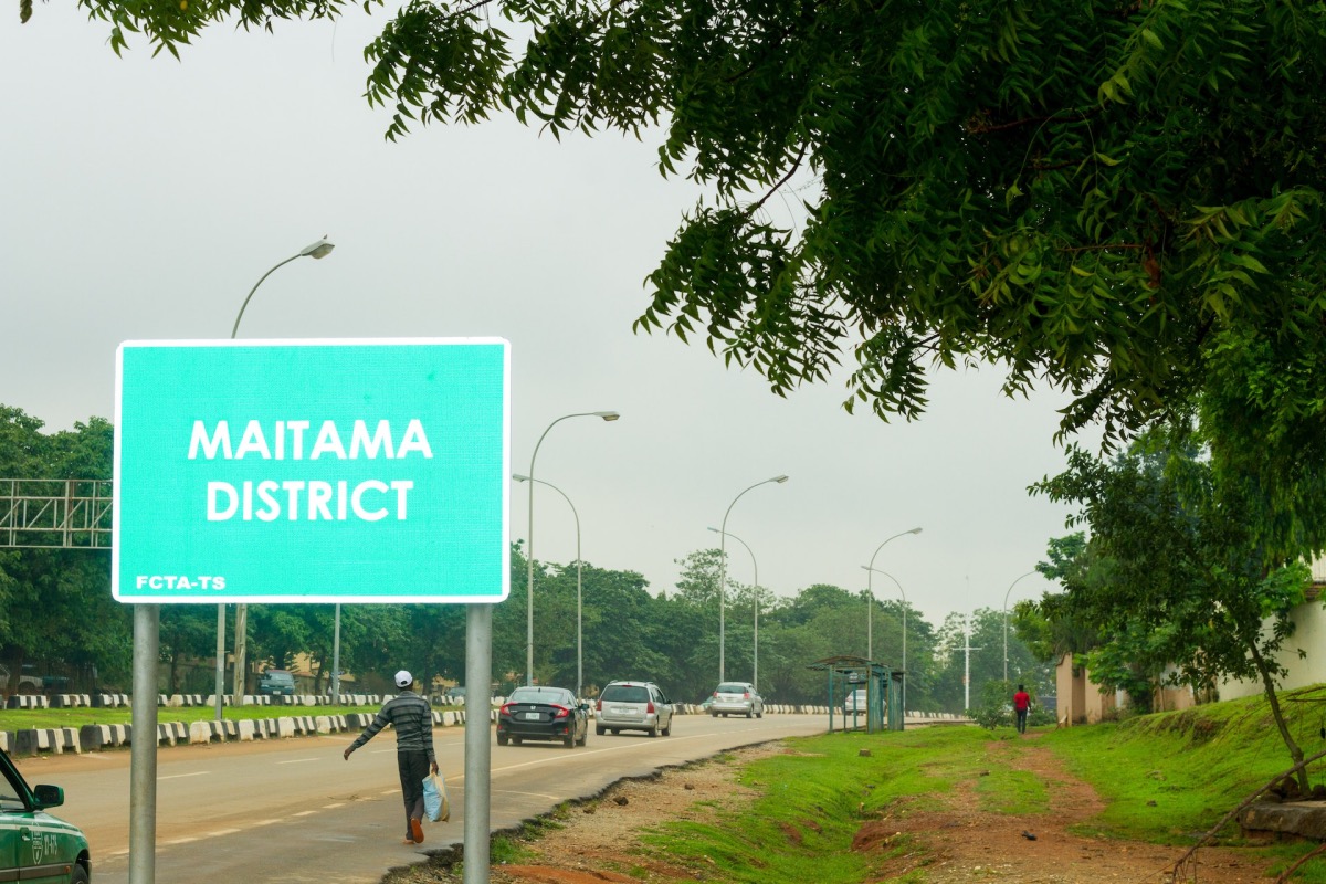 HotFlyBabe's tweet photo. ‘Prominent Foreign Contractor’ Detained Over Abuja Streetlight Vandalism https://t.co/1xv0ojrrRS via The Trent News https://t.co/SIdovkYQhd