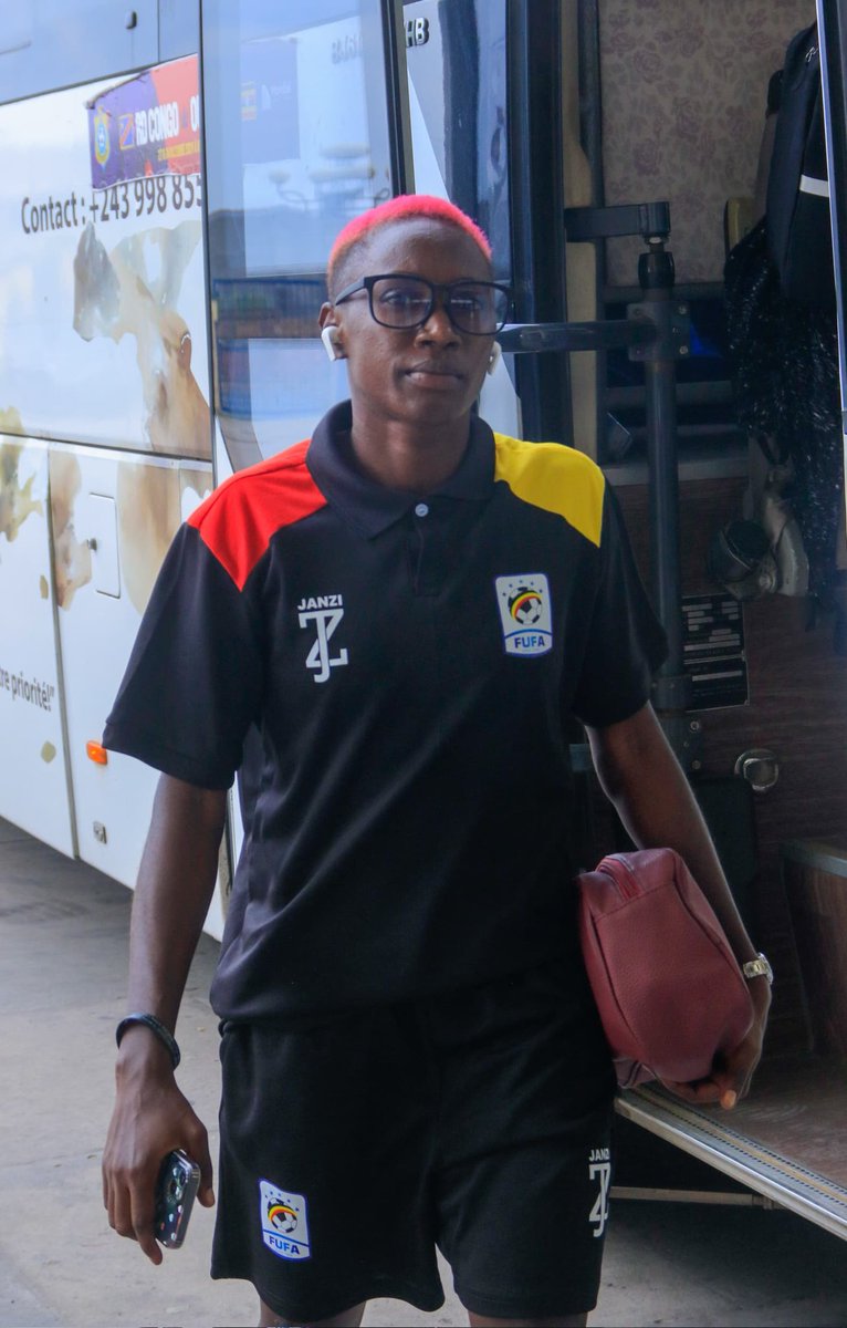 CrestedCranes's tweet photo. Arriving at Stade des Martyrs
#UGARDC
#WomenFootballUG https://t.co/sfQrxFh0aL