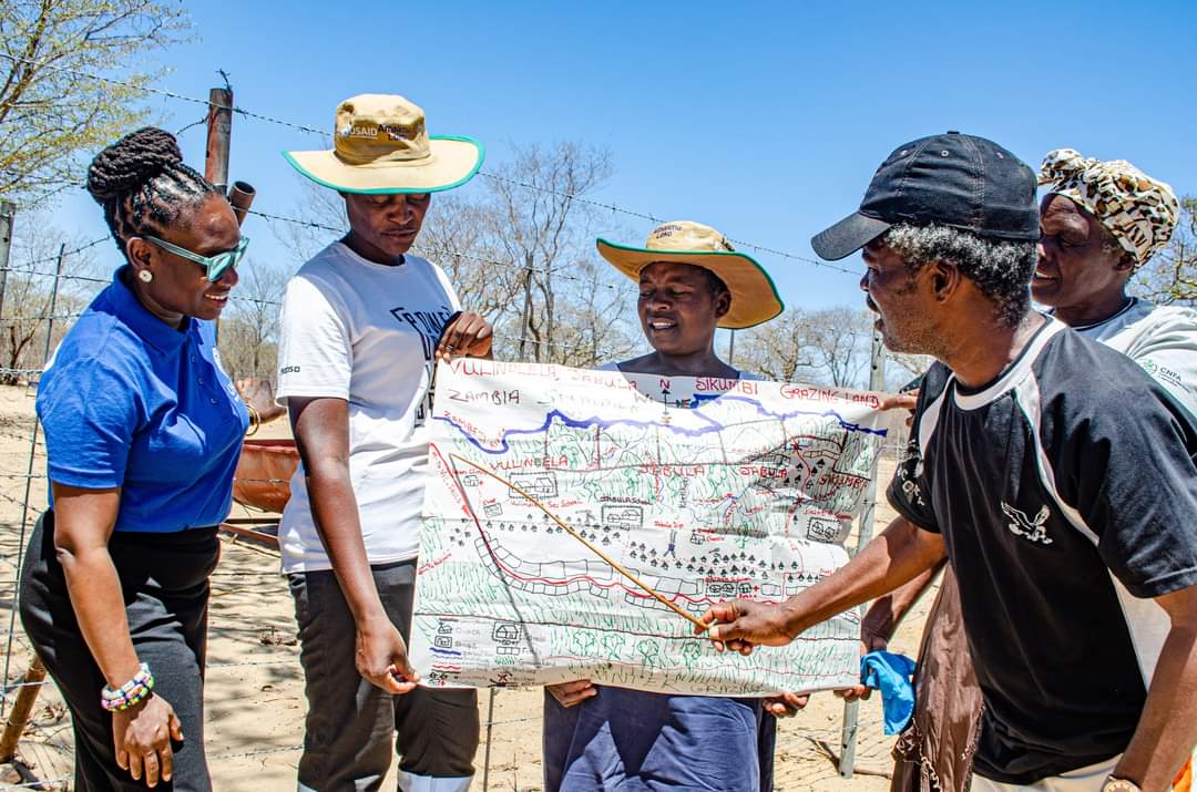 Community Talk Trust (@commutalk) on Twitter photo Meet the Jabula Livestock Group! Today, <a href="/USAIDSavesLives/">USAID's Bureau for Humanitarian Assistance</a>'s Jacqueline Musiitwa met with 42 members in Hwange District, Matabeleland North Province. They shared how @AmalimaLoko's partnership with Wholesale Beef supports their livestock & improves food security & livelihoods. Meet the Jabula Livestock Group! Today, <a href="/USAIDSavesLives/">USAID's Bureau for Humanitarian Assistance</a>'s Jacqueline Musiitwa met with 42 members in Hwange District, Matabeleland North Province. They shared how @AmalimaLoko's partnership with Wholesale Beef supports their livestock & improves food security & livelihoods.