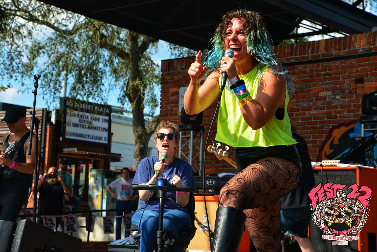 PohgohFL's tweet photo. Thank you @thefestfl !!! We had a blast! See ya' next year! PICS: @elawgrrl
@spartanrecords @WarOnWomenband @LooseysPub #thefest #thefestfl #pohgoh https://t.co/pb7ud4o6Q8