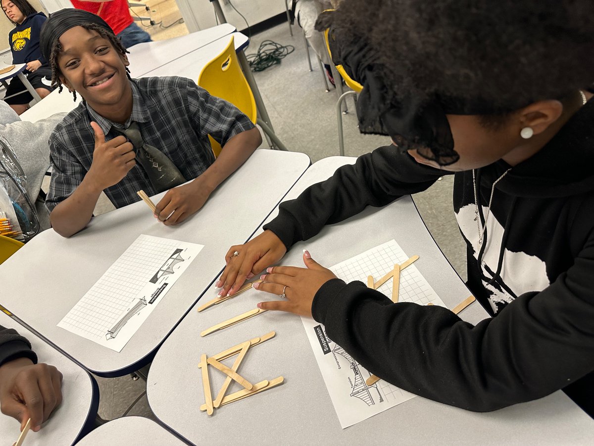 In the Explore Engineering Pathway students are learning to design and build suspension bridges. Students are learning how to think like Engineers and use their creativity to improve their previous prototypes. <a href="/exploreshawnee/">Explore Pathways at Shawnee MS</a> <a href="/ShawneeAcademy/">The Academy @ Shawnee</a> <a href="/JCPSKY/">JCPS</a>