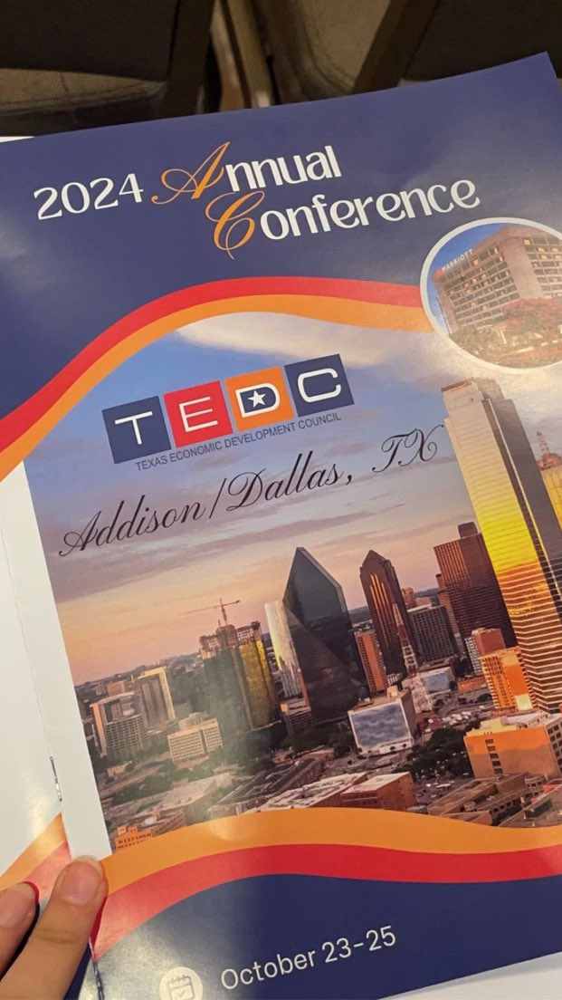 GVEC_EcoDev's tweet photo. Had a great time at the @TexasEDC Conference in Dallas! Proud that @GVECsocial was a community sponsor. Excited about what’s ahead for TX! 🚀 #EconomicDevelopment #FutureOfTexas #GVEC
#TEDC24 https://t.co/VgdIKiUkiM