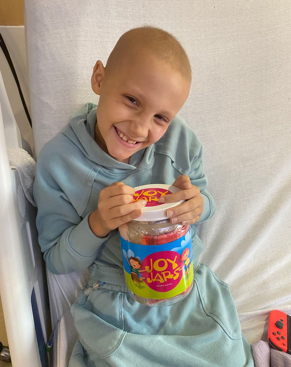 TeamNEGU's tweet image. Meet Abilene from Kentucky, a courageous young warrior bravely fighting Wilms&apos; Tumor. 🎗️💙 With her resilient spirit and an infectious smile that can brighten even the gloomiest of days, she inspires us. We #NEGU for Abilene. Do you? 

#JoyJars #WilmsTumor