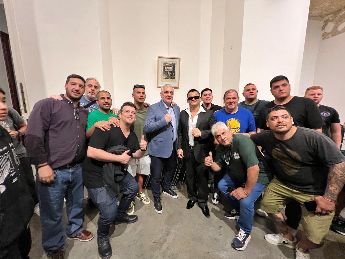 Reconocimiento a figuras destacadas del Boxeo <a href="/DiputadosAR/">Diputados Argentina</a> al <a href="/chinomaidanapro/">Chino Maidana Promotions</a> <a href="/PumaMartinez01/">Fernando Puma Martínez</a> <a href="/Rodrigocalabre9/">Rodrigo calabrese</a> 
Con la presencia de <a href="/Perroprimo420/">Perroprimo420</a> <a href="/BarrioFaLealtad/">Barrio Familia Lealtad</a>