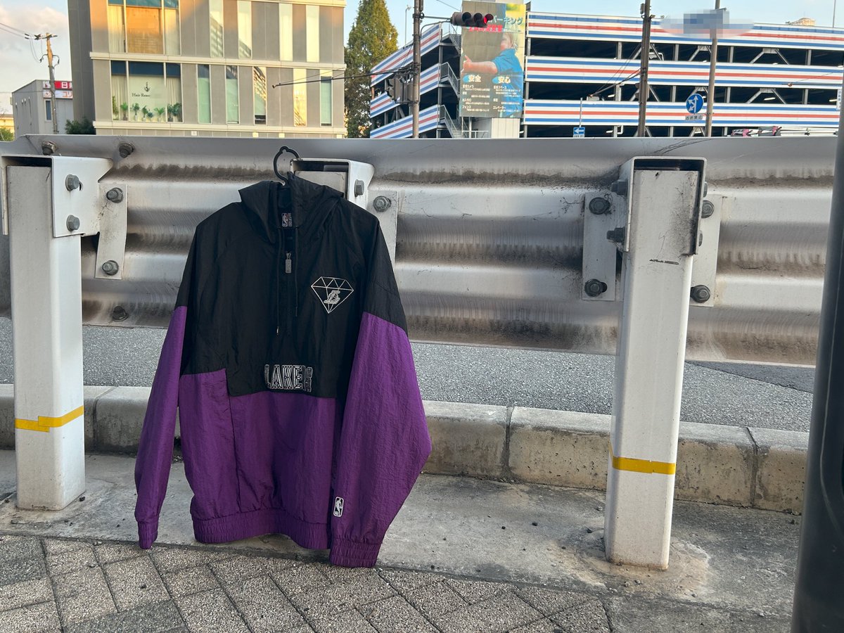 いだちゃんねるSakyoku ユニフォームKOBA 視聴者VSサイコ コバがサイコのお気に入りの服、日本のどこかに隠し