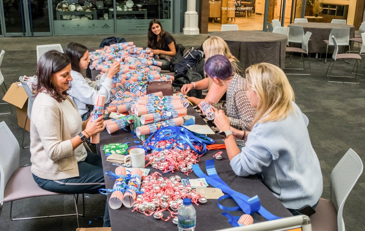 The <a href="/TheBDC/">Business Design Centre</a> was a recent hive of activity as volunteers snapped to it to create our charity 'Angel Crackers' in aid of @isgiv. Check out our gallery + where to buy here: shorturl.at/3I3Vg