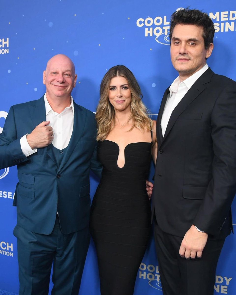 johncmayerup's tweet photo. 📸 John Mayer attend Cool Comedy Hot Cuisine Benefitting (Oct, 29) 

via @ mayertent https://t.co/6qFrEu3IcI