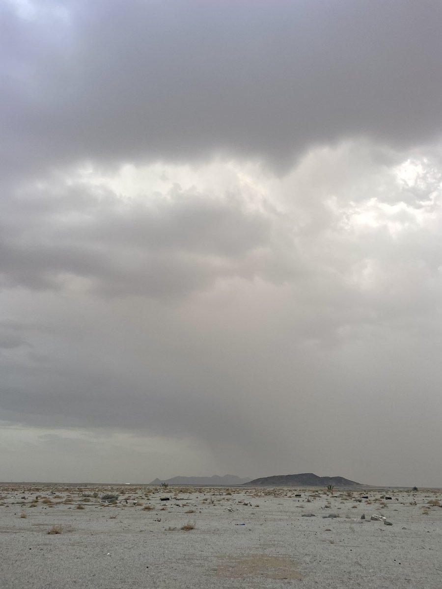 شمال غرب الدوادمي ( جبله ) ٥:٠٦ م 
والرعد مسموع 

❤️