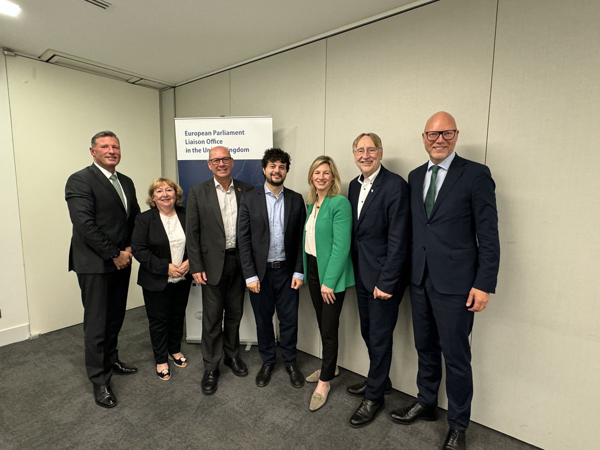 Sean McGuire (@seanbxl74) on Twitter photo Positive discussion with members of the European Parliament’s International Trade Committee today on the importance of closer UK-EU co-operation to boost inclusive growth and address shared challenges, together with UK DAG Vice Chairs <a href="/IreneOldfather/">Dr IreneOldfather 🏴🇪🇺</a> <a href="/SteveT_Unite/">Steve Turner - Join your union</a> <a href="/CBItweets/">CBI</a> Positive discussion with members of the European Parliament’s International Trade Committee today on the importance of closer UK-EU co-operation to boost inclusive growth and address shared challenges, together with UK DAG Vice Chairs <a href="/IreneOldfather/">Dr IreneOldfather 🏴🇪🇺</a> <a href="/SteveT_Unite/">Steve Turner - Join your union</a> <a href="/CBItweets/">CBI</a>