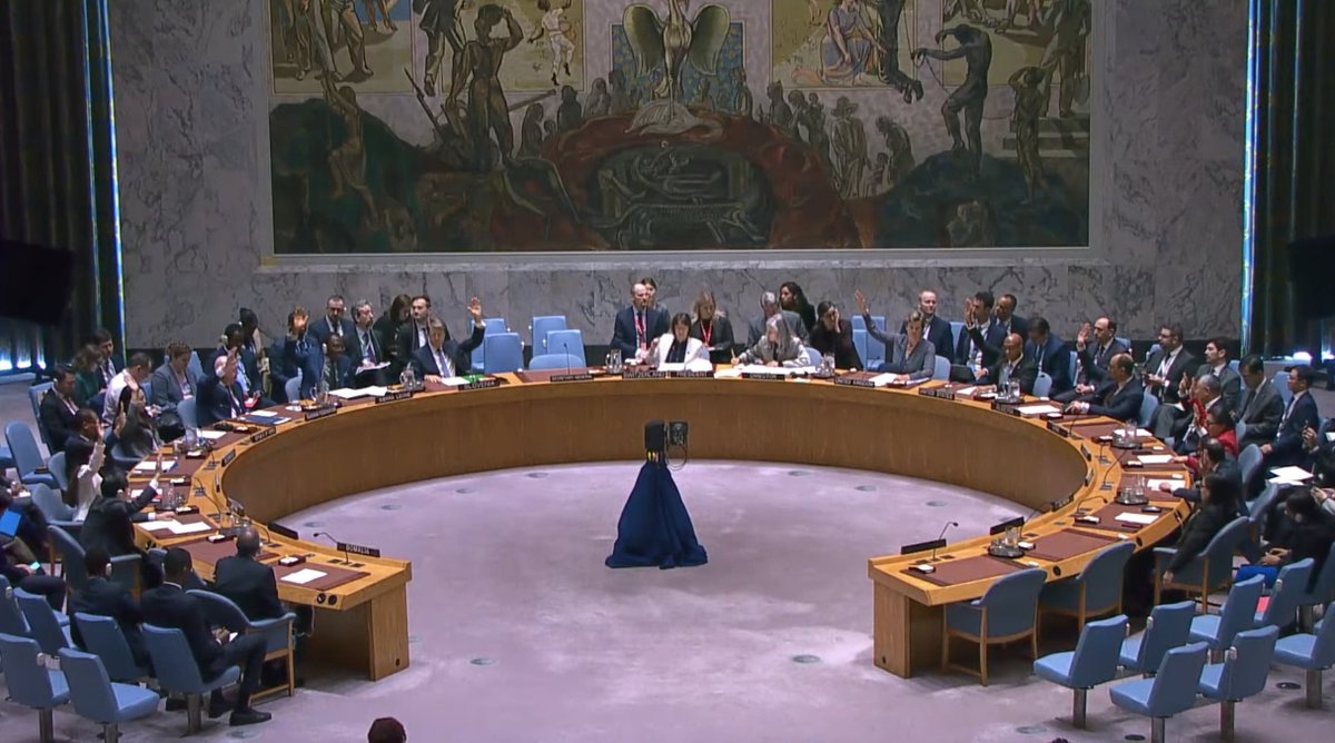#BREAKING
UN Security Council UNANIMOUSLY ADOPTS resolution to transform the UN Assistance Mission in #Somalia (UNSOM) into a Transitional Assistance Mission, UNTMIS, with the transition process beginning 1 November 2024

All 15 members voted in favor