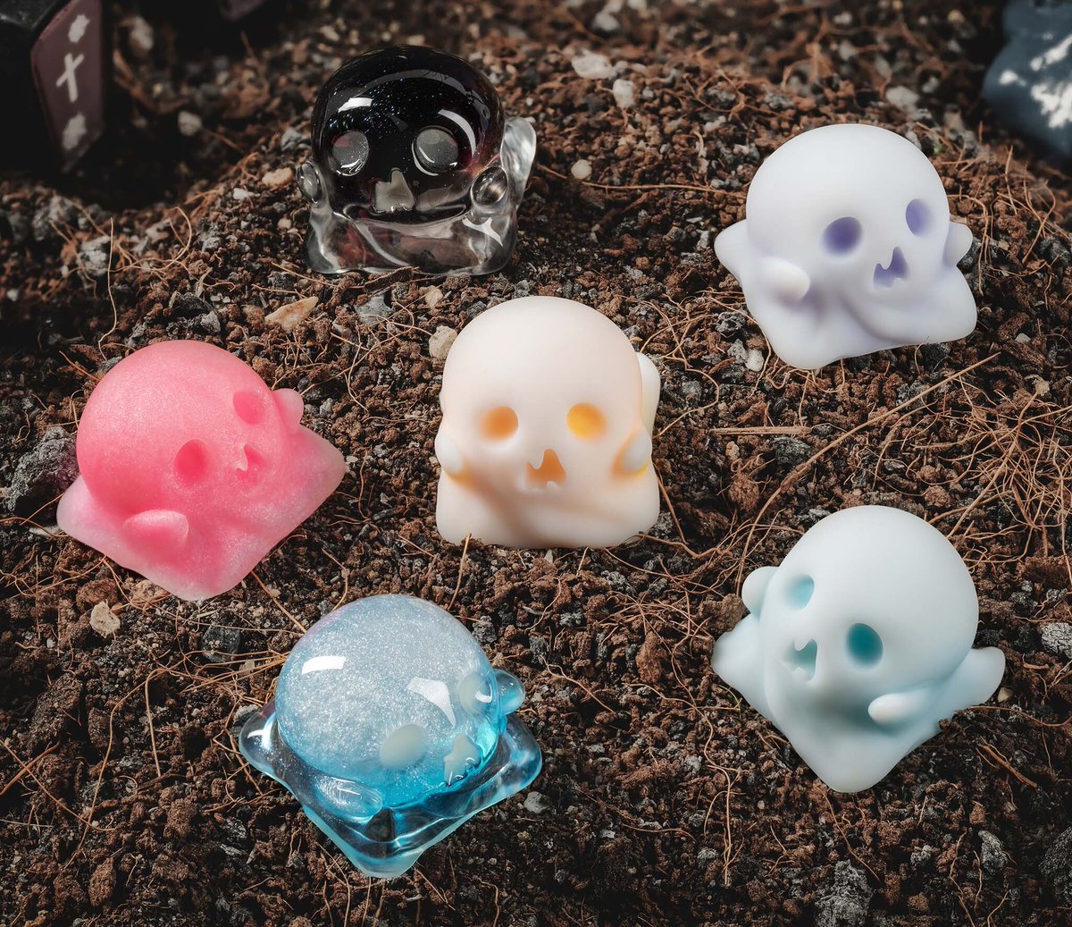 jelly_key's tweet photo. [mini GROUPBUY] Witching Hour artisan keycaps https://t.co/BjoOzjEHN1 Here are Jelly Key’s Halloween keycaps, available in a 2-day. Prices start at $45 https://t.co/ZxkOBeJNgg
