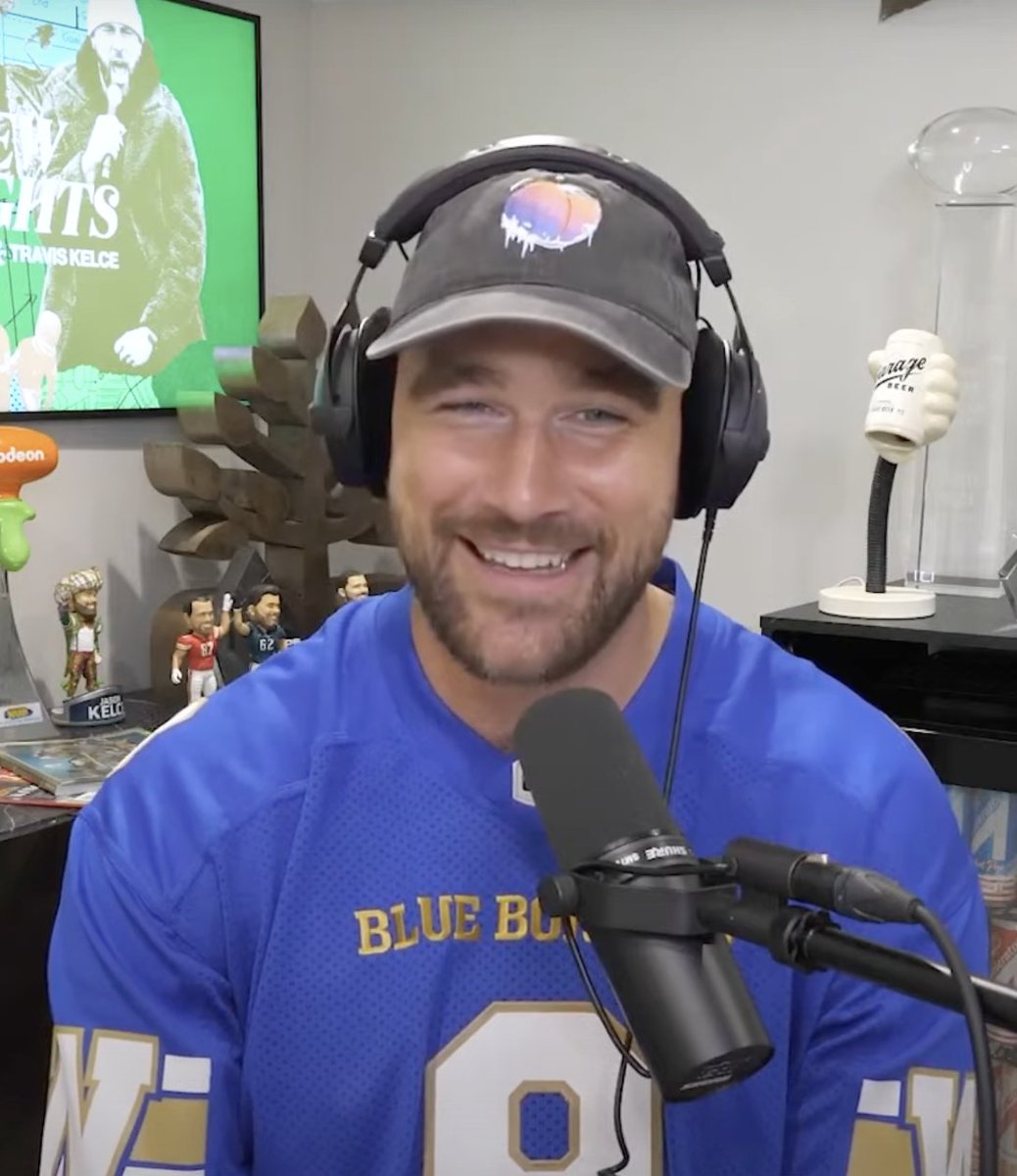 CFL (@cfl) on Twitter photo zach collaros looks a bit different here š³
<a href="/Wpg_BlueBombers/">Winnipeg Blue Bombers</a> š¤<a href="/newheightshow/">New Heights</a> zach collaros looks a bit different here š³
<a href="/Wpg_BlueBombers/">Winnipeg Blue Bombers</a> š¤<a href="/newheightshow/">New Heights</a>