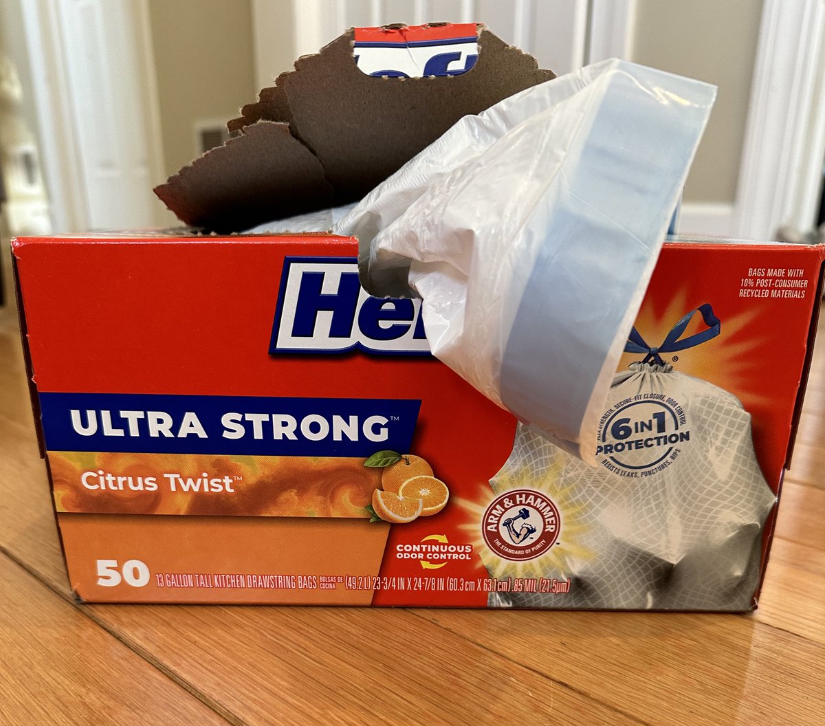 LHoham's tweet photo. I found my #halloweencostume costume. @JoeBiden made it easy for half the country to find their last minute garbage bag costumes. But notice, it’s Ultra Strong just like @realDonaldTrump and his supporters. #garbagebag #electionday2024 #MAGA #Garbage #REPUBLICAN https://t.co/ObCkibjugu