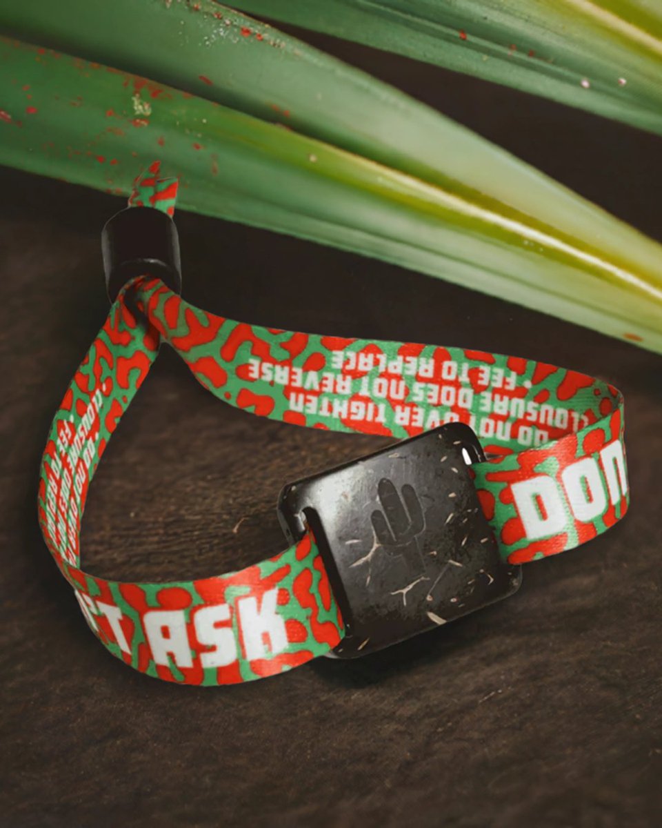 In today's world, where sustainability &amp; innovation go hand-in-hand, we're always looking for products that combine technology with eco-friendly materials.

Coconut Shell RFID Wristbands offer a unique &amp; sustainable solution that does that.

Read 📲 thecardnetwork.co.uk/blogs/news/coc…

#rfid