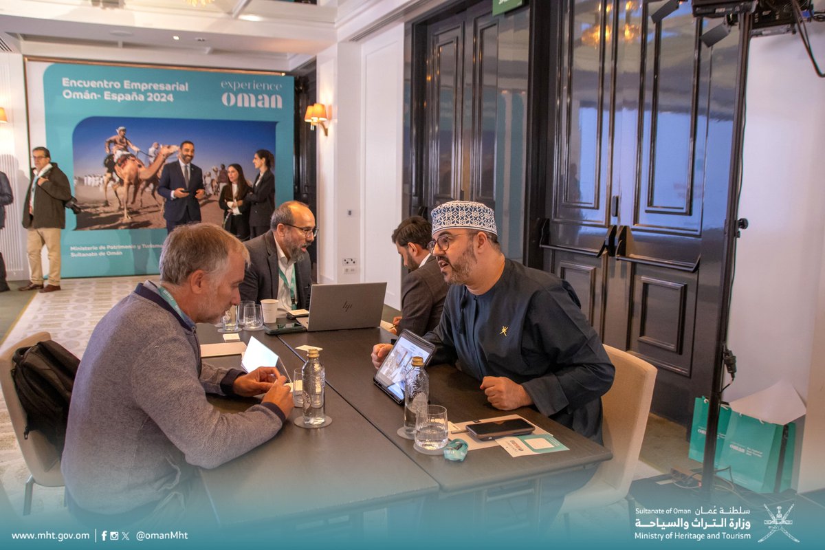 في إطار جهود وزارة التراث والسياحة للتعريف بالمقومات التراثية والسياحية لسلطنة عمان واستقطاب الحركة السياحية من السوق الإسباني إلى جانب تعزيز العلاقات بين شركاء القطاع السياحي من البلدين، نظمت الوزارة حلقة عمل ترويجية في العاصمة الإسبانية مدريد تضمنت لقاءات عمل بمشاركة 15 شركة