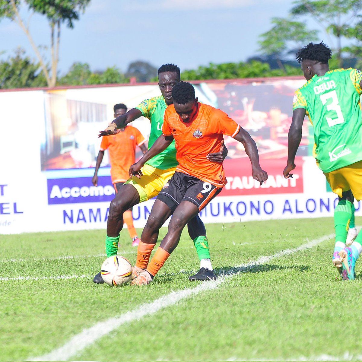 VBugerere's tweet photo. #UPLUpdates
60'
Tempo mounting in the game!
@LugaziFC 0-0 @Nec_Fc
#VoBUpdates | #LivefromLugazi
@UPL @Jackshots24 https://t.co/bIMSPJBkxp