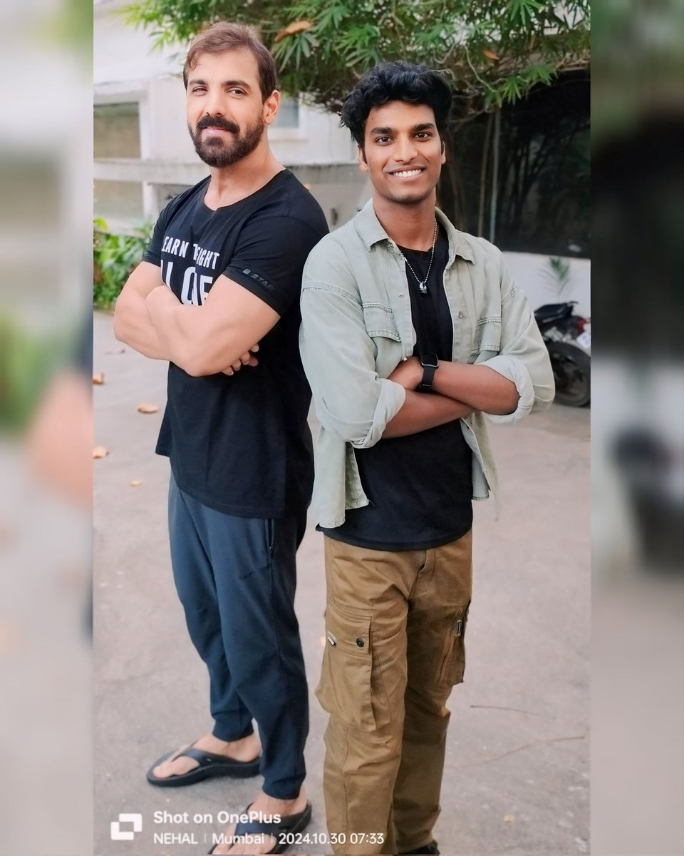 Asad Jafc (@asadjafc) on Twitter photo Pic Click Time 7.33am 😆
30.10.2024
<a href="/TheJohnAbraham/">John Abraham</a> <a href="/JohnAbrahamCLUB/">JohnAbrahamClub</a> <a href="/VenetiaSarll/">Venetia Sarll</a> #JohnAbraham Pic Click Time 7.33am 😆
30.10.2024
<a href="/TheJohnAbraham/">John Abraham</a> <a href="/JohnAbrahamCLUB/">JohnAbrahamClub</a> <a href="/VenetiaSarll/">Venetia Sarll</a> #JohnAbraham