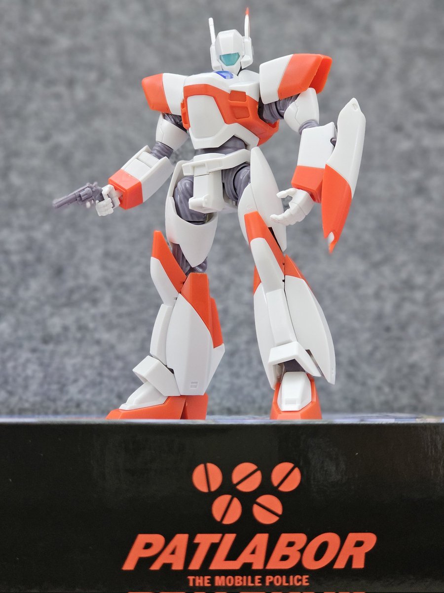 Steven_Patlabor's tweet photo. The broken joint is fixed by drilling a hole and gluing a stick.
#パトレイバー模型部 #AVS98economy https://t.co/jp4ZGI0whI