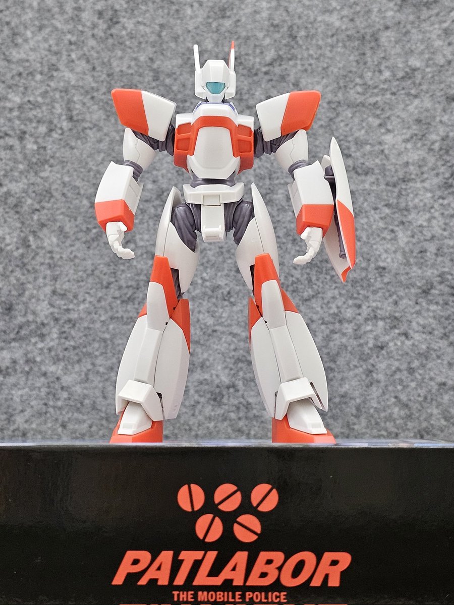 Steven_Patlabor's tweet photo. The broken joint is fixed by drilling a hole and gluing a stick.
#パトレイバー模型部 #AVS98economy https://t.co/jp4ZGI0whI