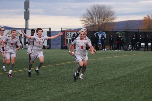 Chxzpiper's tweet photo. Scoring in a regional final out here in the states was my best feeling in football so far. Not the way we wanted it to end but we go again next year !! ⚔️ https://t.co/iBzNn1P1Dh