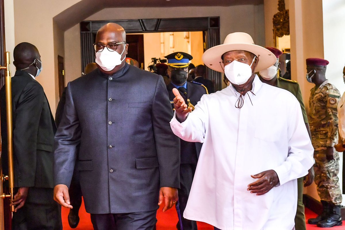 KagutaMuseveni's tweet image. I received the President of the Democratic Republic of Congo, H.E Felix Tshisekedi, this afternoon at State House Entebbe. We discussed, among other issues, Security between Uganda and DRC, Regional Security, and infrastructural developments, including key roads of mutual…