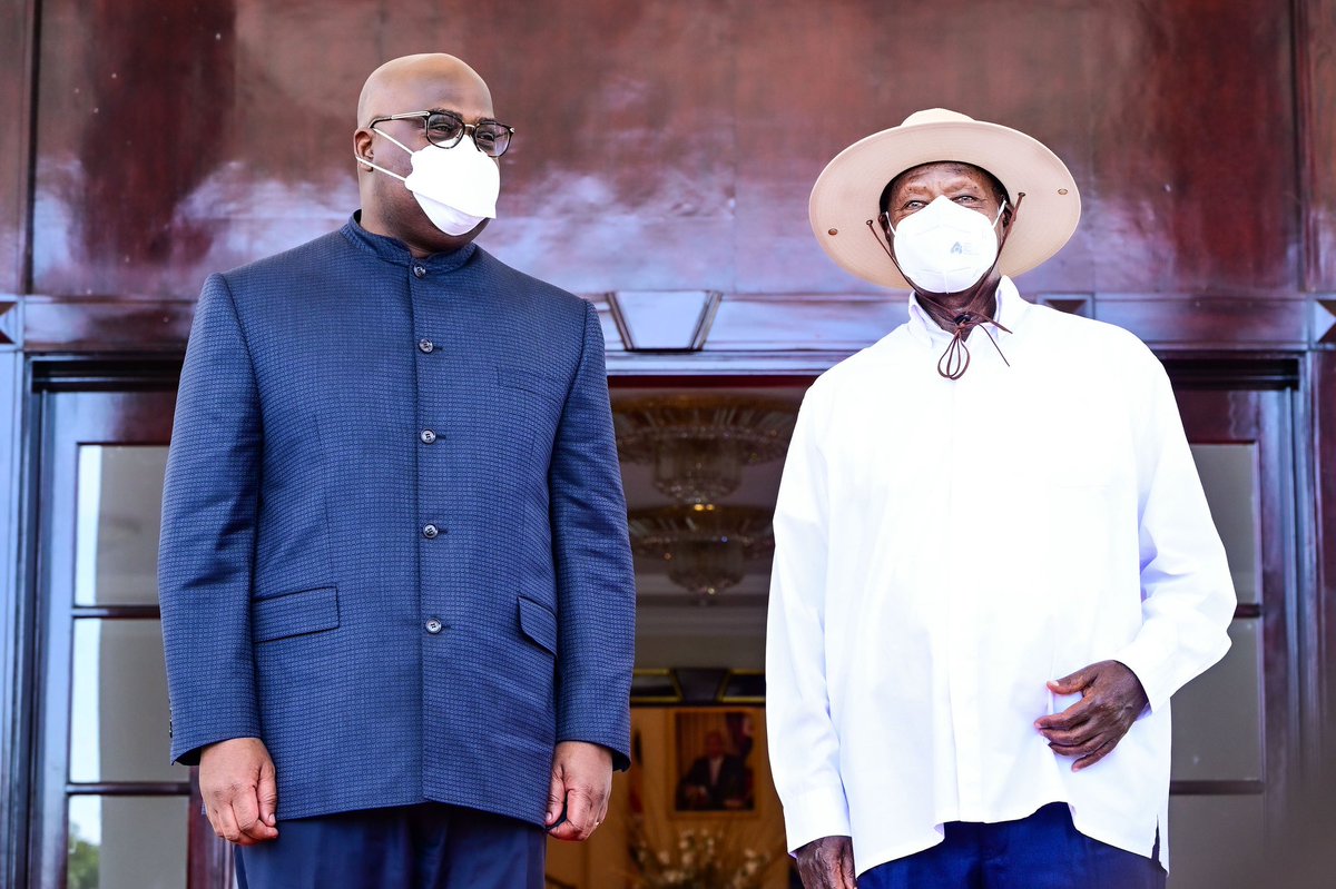 KagutaMuseveni's tweet image. I received the President of the Democratic Republic of Congo, H.E Felix Tshisekedi, this afternoon at State House Entebbe. We discussed, among other issues, Security between Uganda and DRC, Regional Security, and infrastructural developments, including key roads of mutual…