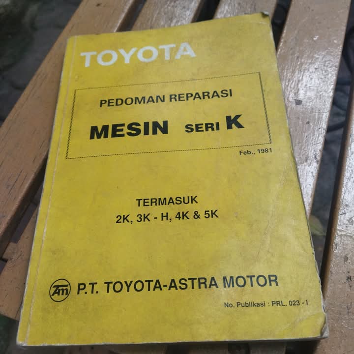 Suka Mobil Tua tweet media