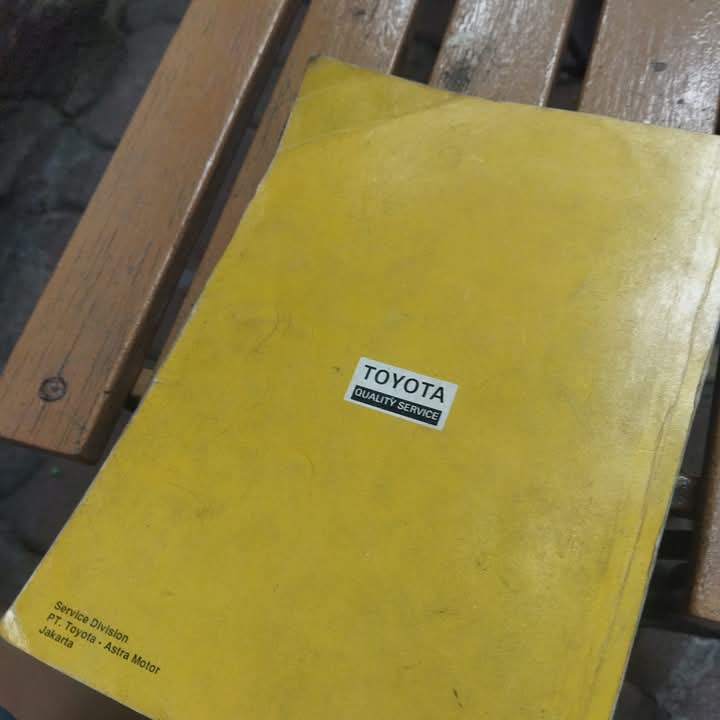 Suka Mobil Tua tweet media