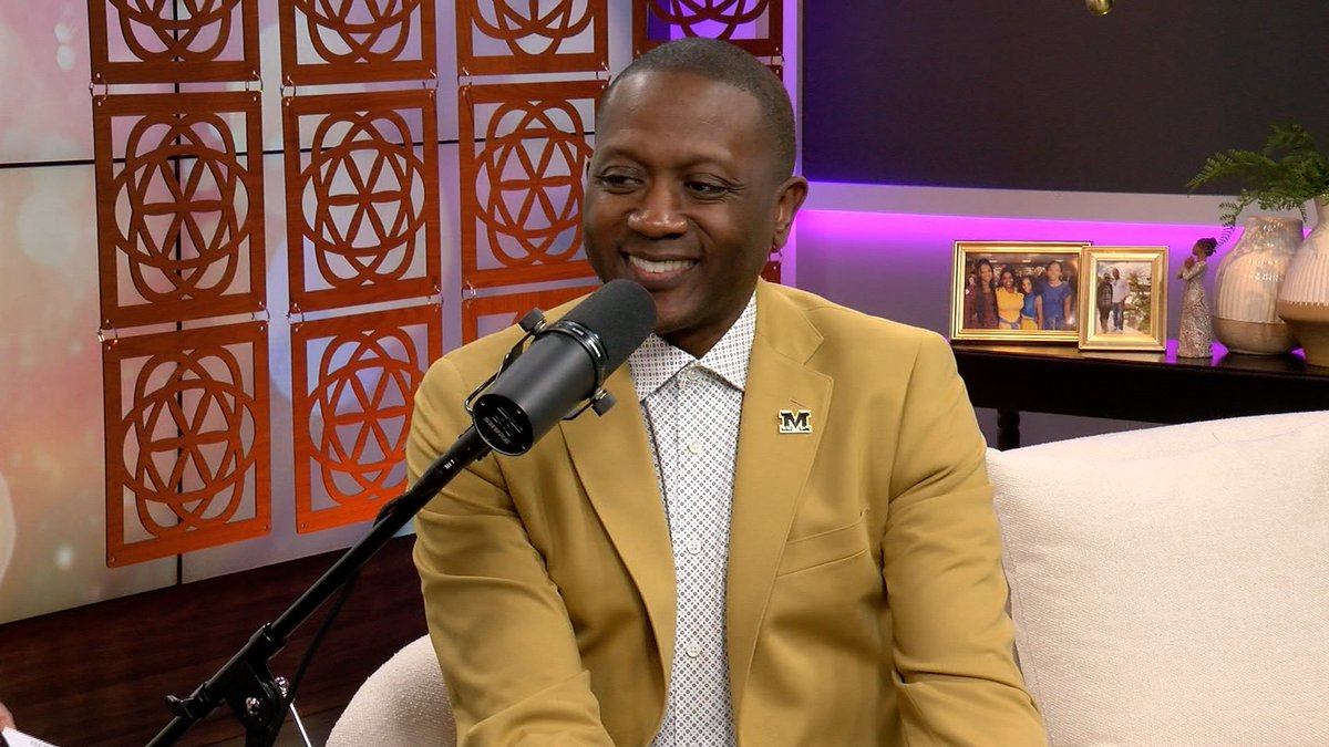 .<a href="/coachdgates/">Dennis Gates</a> sits down with AC for a preseason chat on The Daily Blend! Check it out: bit.ly/4hnv4pn #Mizzou #basketball