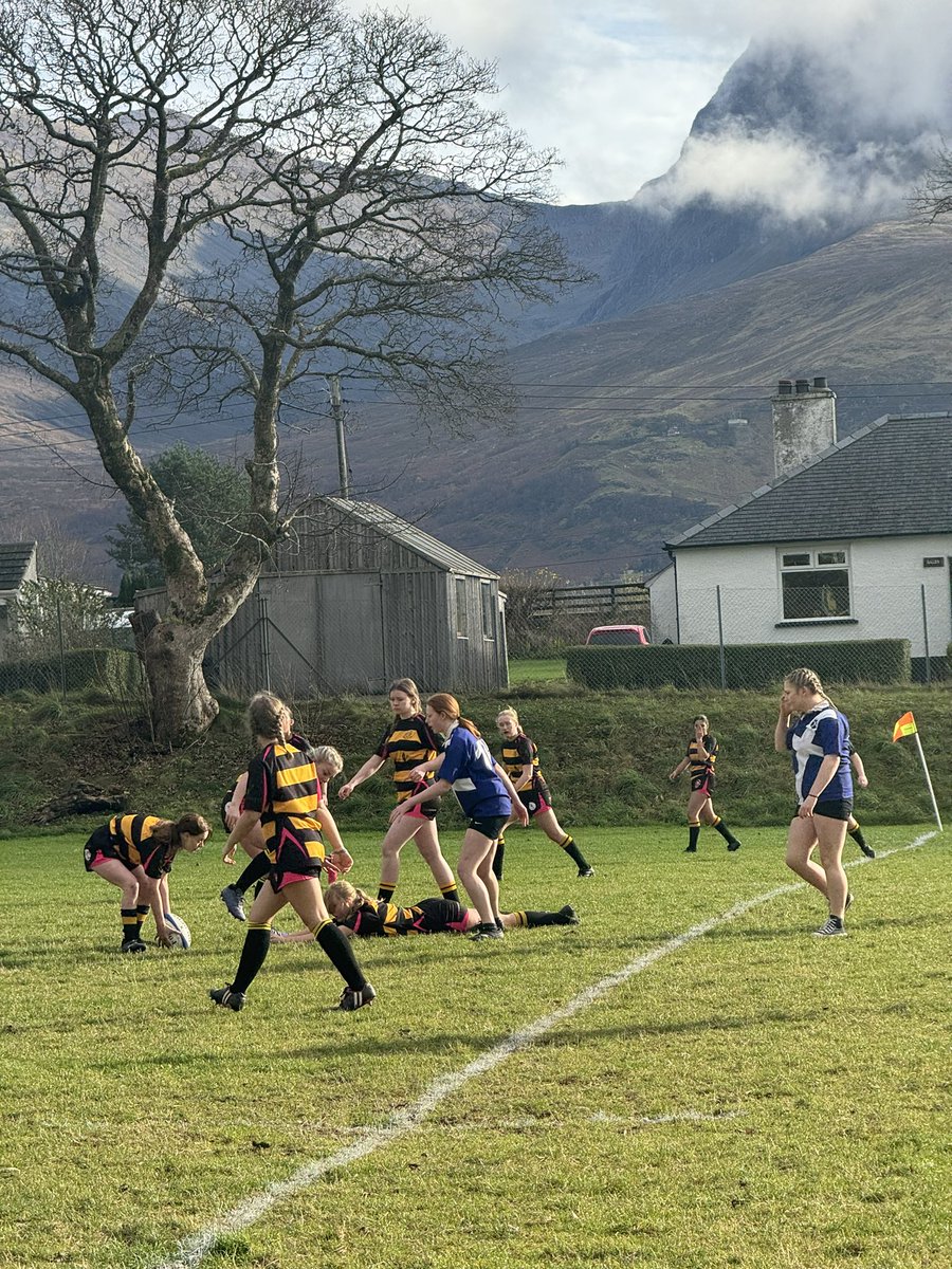 Alness Academy PE tweet media