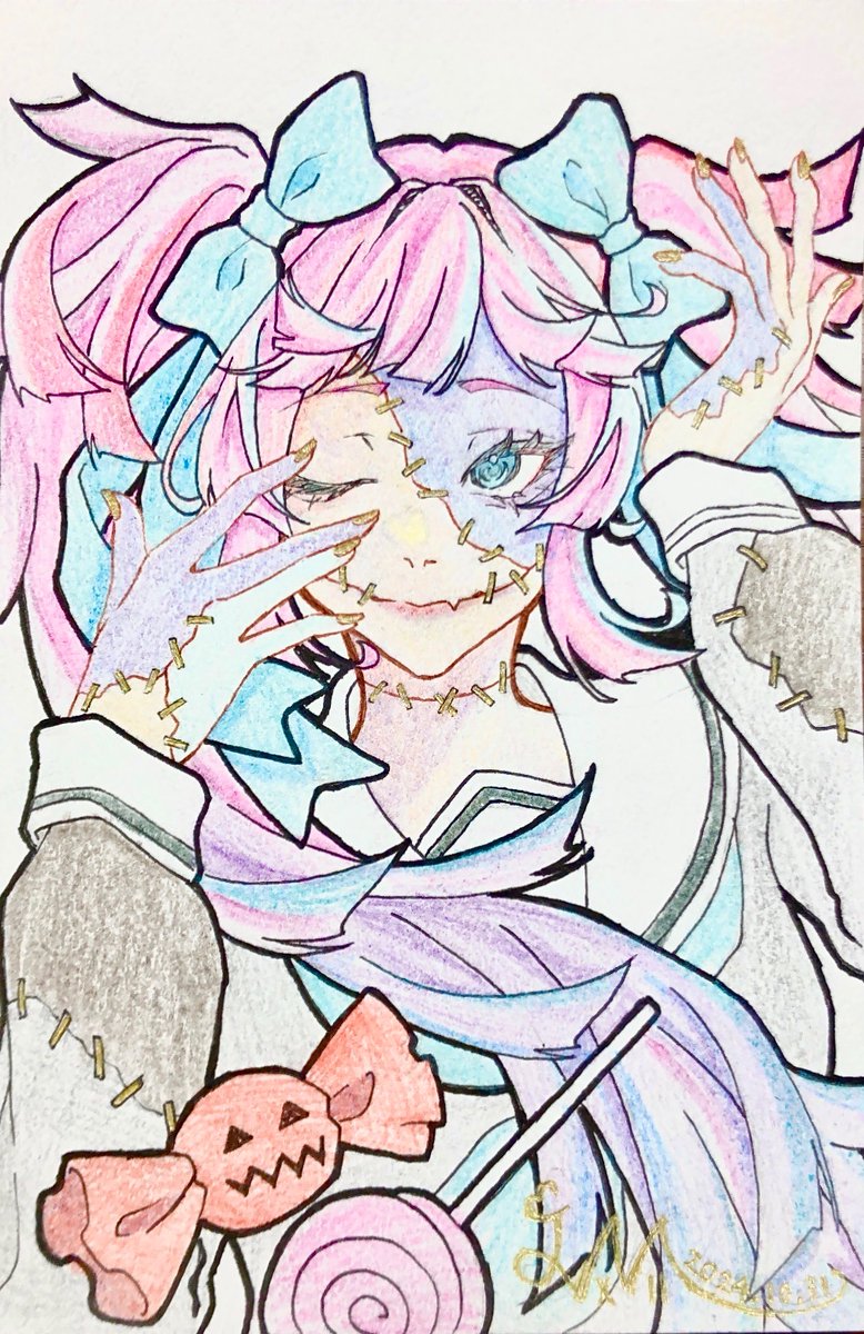 人間……？

人生2度目の色鉛筆での塗り！

#halloween2024 
#アナログイラスト 
#色鉛筆画